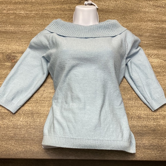 St. John wool sweater size small - Picture 7 of 12